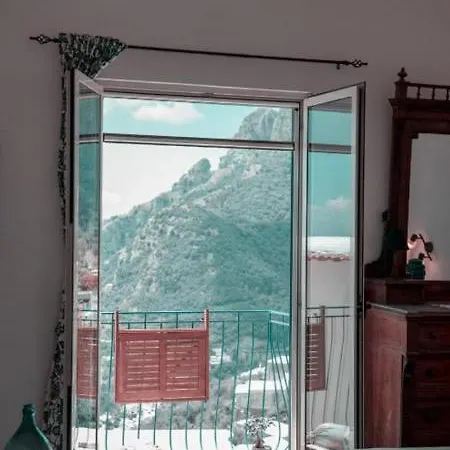 Yourhome - Casa Marina Апартаменты *